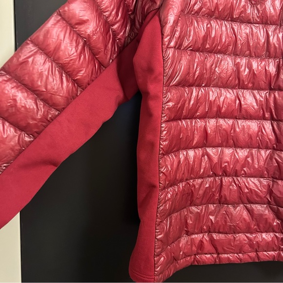 Canada Goose HyBridge Lite Jacket - Picture 14 of 16
